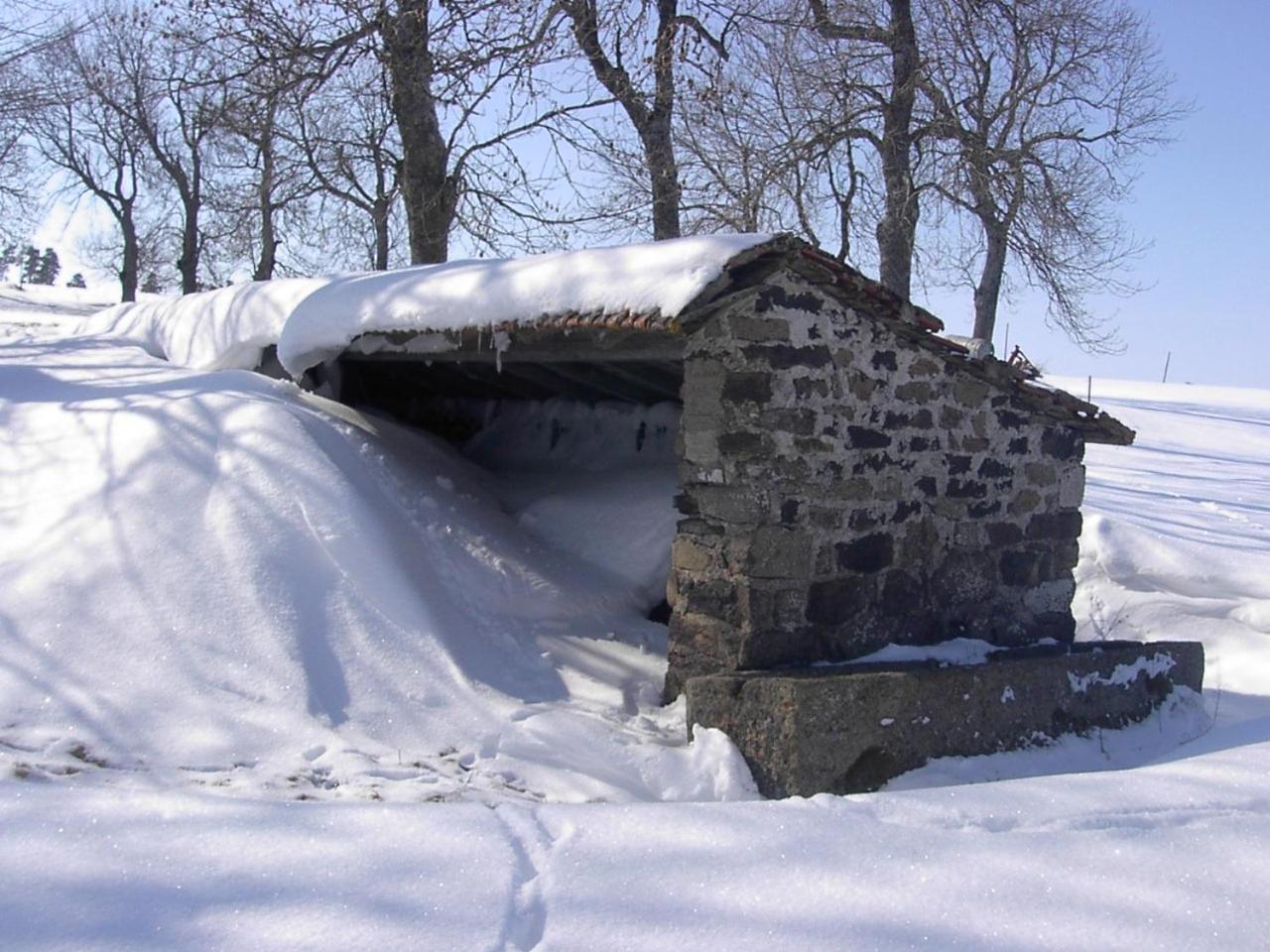 Maison de famille au plateau du Mezenc Les Vastres Extérieur photo